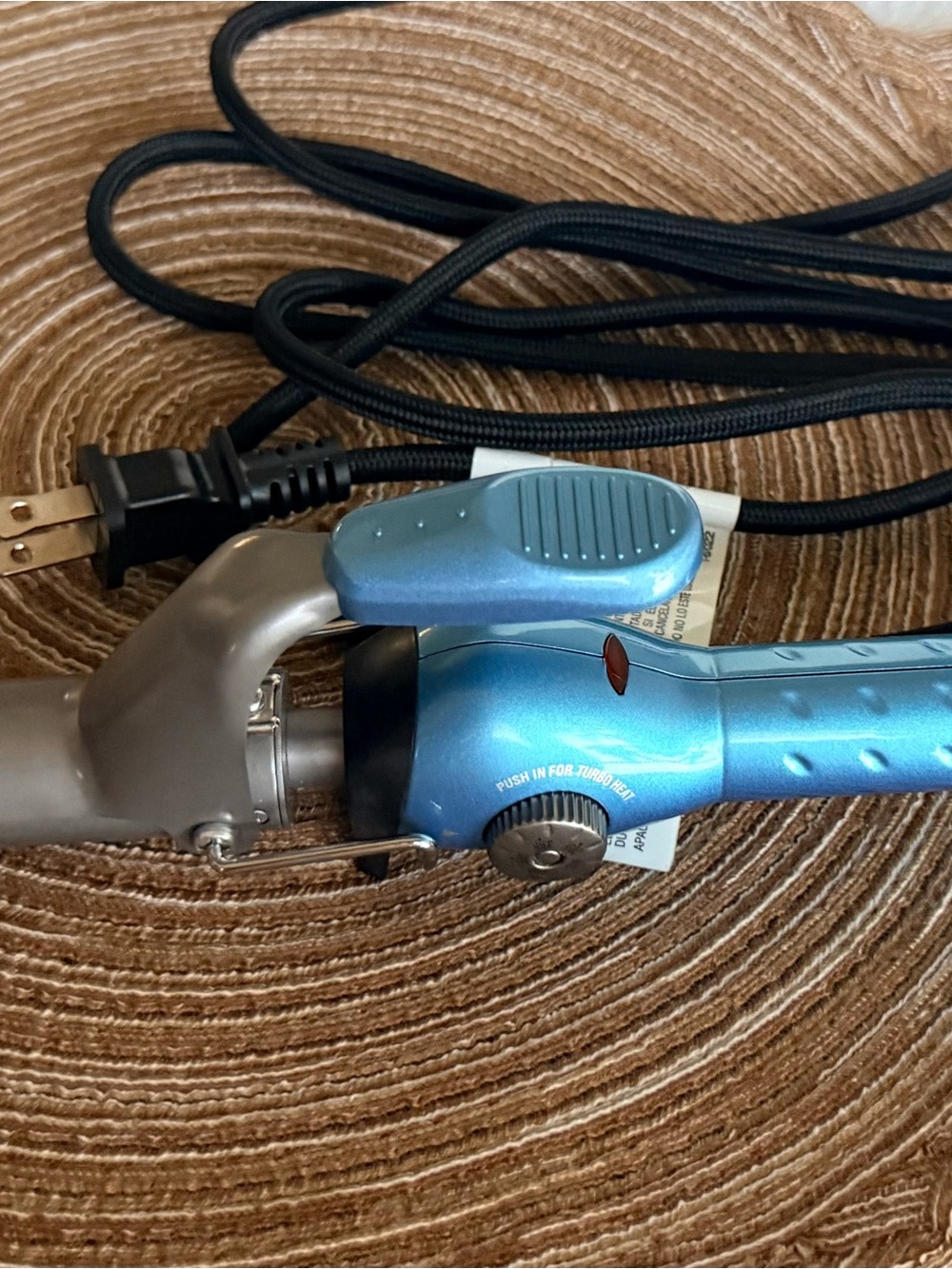 BaByliss Metallic Blue Curling Iron with Clamp